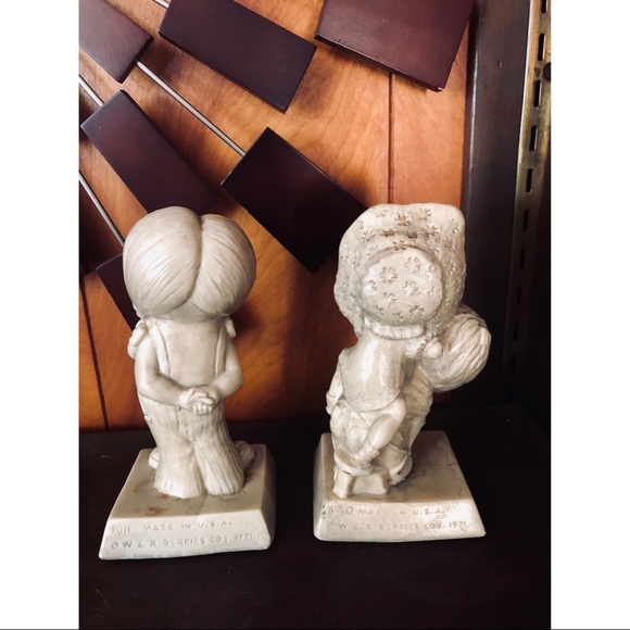 Set of TWO 1971 vtg resin statues - Picture 5 of 7